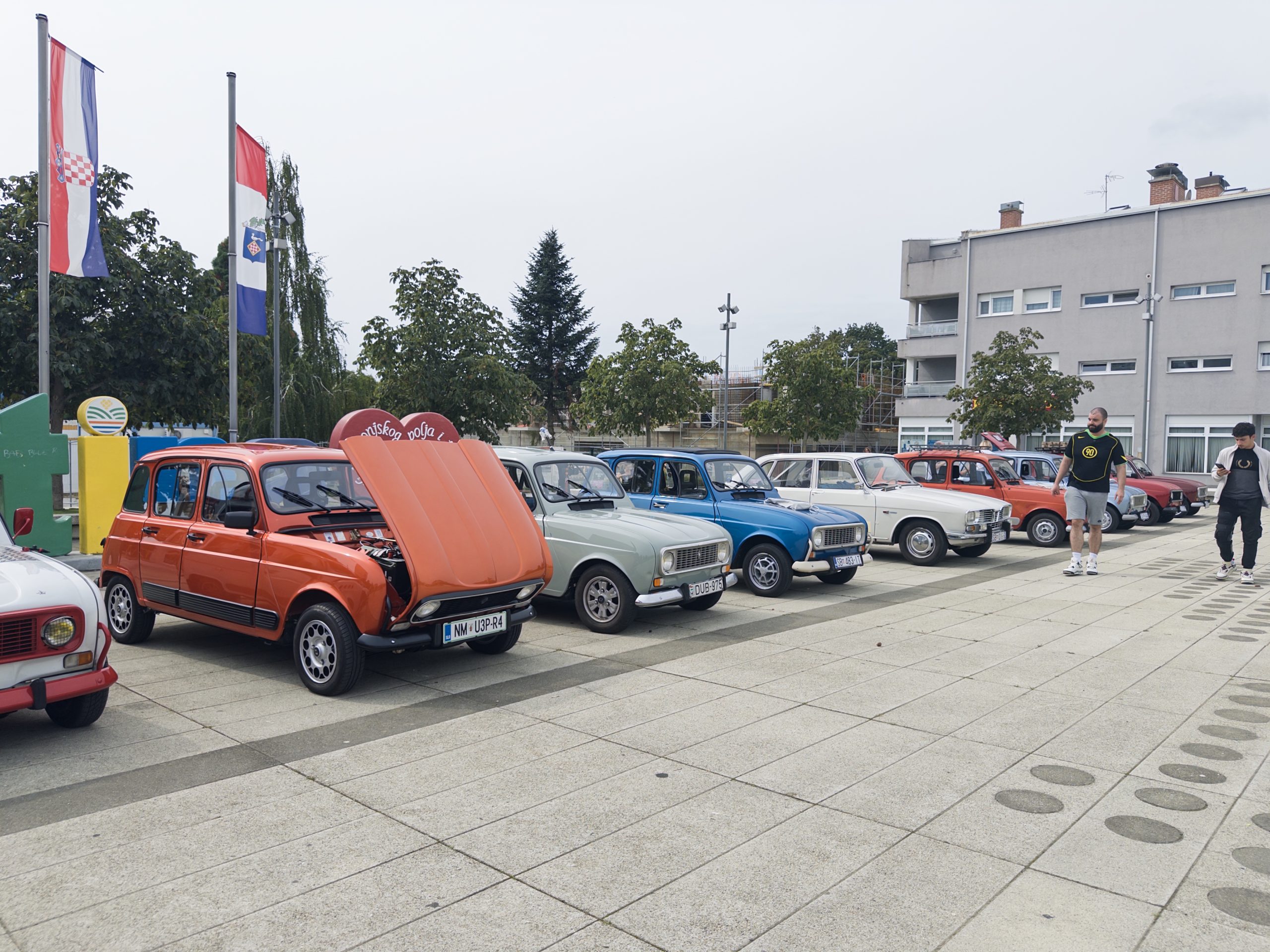 Renault 4: Cheap car, perfected
